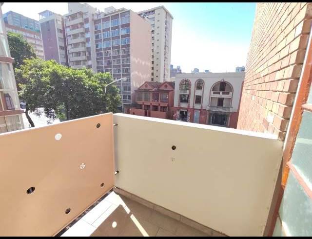 1 BEDROOM APARTMENT FOR SALE IN DURBAN CENTRAL